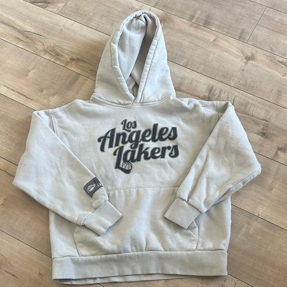 4/$25 Zara Cream NBA Los Angeles Lakers Hoodie Kids Sz 11-12
